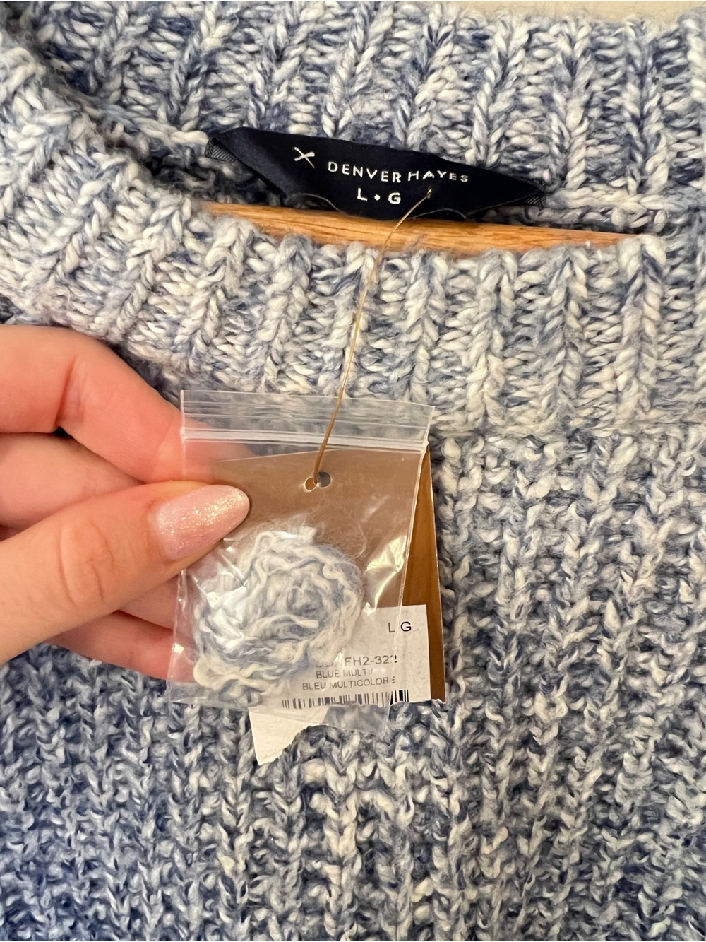 Denver Hayes NWT Blue Ombre Chunky Knit Sweater Women’s Large - Picture 6 of 6